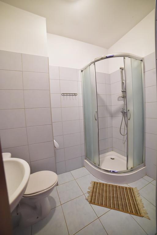 Hotel Restauracja Lorenzo Stopnica Dış mekan fotoğraf